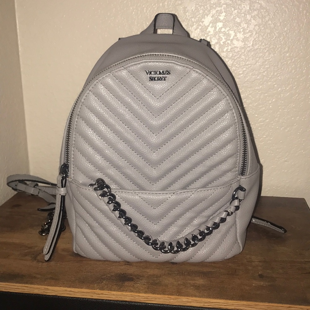 Victoria’s Secret backpack 🎒💕